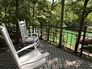 Property grounds - Humble Hideaway - Inviting Lakefront Home With Firepit, Balcony & W/D - Dog-friendly (Moneta)