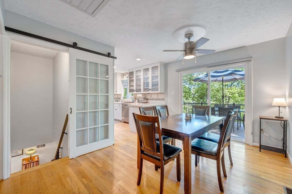 House, Multiple Beds, Hot Tub (Lakefront Tranquility at Smith) | Dining