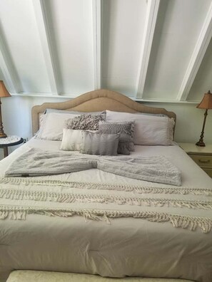 House, Multiple Beds, Patio, Mountain View (Cardinals Nest) - Cardinals Nest Smith Mountain Lake (Huddleston)