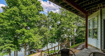 Still Waters - Lakefront Luxury Home With Views, Dock, Home Theater & Game Room
