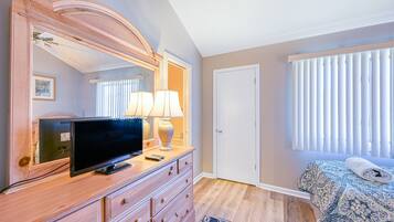 2 bedrooms
