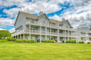 Exterior - Sunset Cove - Waterways Lakefront Retreat With Boat Slip, Pool & Beach - Dogs OK (Huddleston)