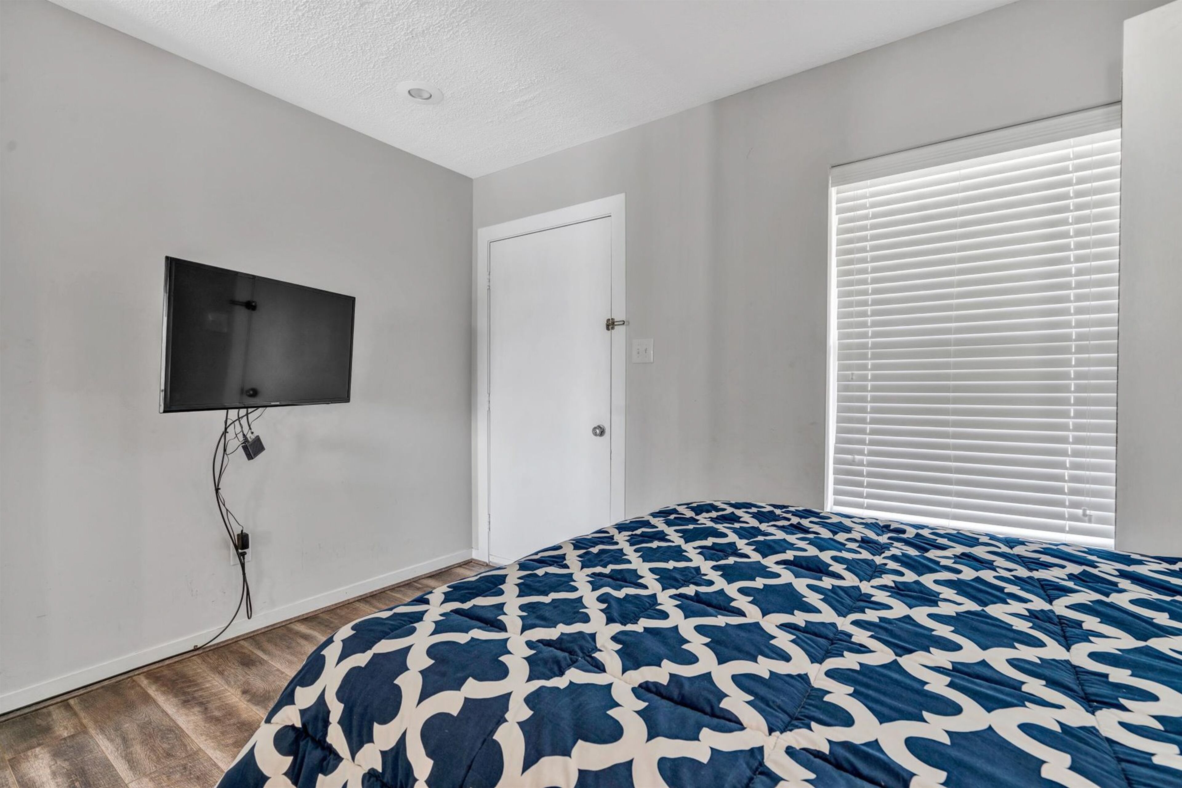 Kondominium, 1 Tempat Tidur Queen dengan tempat tidur Sofa, akses ke kolam renang (Reel Simple) | 1 kamar tidur