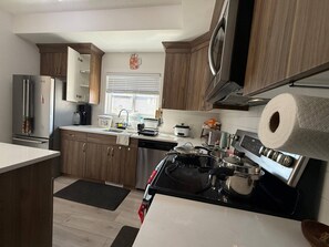 House, 3 Bedrooms, Patio | Interior - A&A Retreatfam-friendly 3BR Spacious Haven Leduc (Leduc)