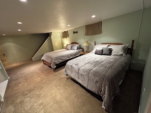 2 bedrooms, WiFi, bed sheets