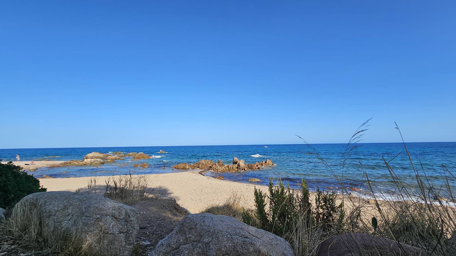 Platja a a prop 