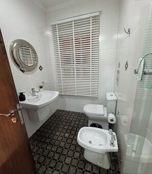 Bathroom - The house on the Iguazú River (Puerto Iguazú)