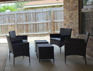 Terrace/patio - Amazing 4-bedroom house with huge patio for entertainment. (McAllen)