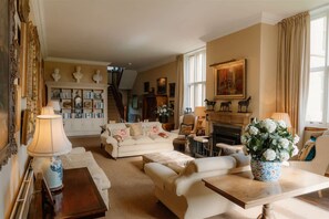 Villa | 15 bedrooms