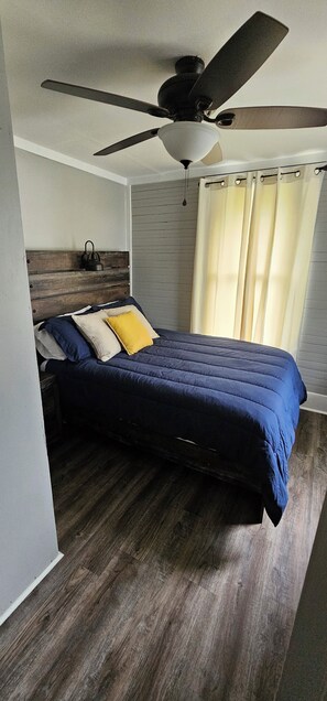 2 habitaciones, tabla de planchar con plancha y wifi gratis