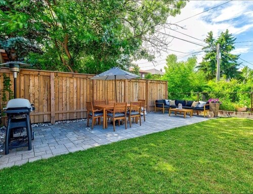 Sleeps 14 • 15 Min to World Cup & Downtown