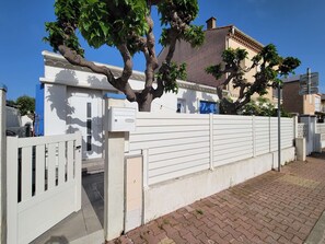 Exterior - Lovely studio fo 2 or 3 people, only 100m away from the beach of Portiragnes plage (PORTIRAGNES)
