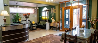 Hostal Sariri
