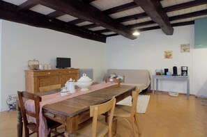 Dining - Chez Paulette - HAUX (HAUX)