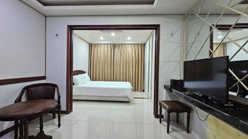Premium Double Room, City View | Blackout drapes, free WiFi