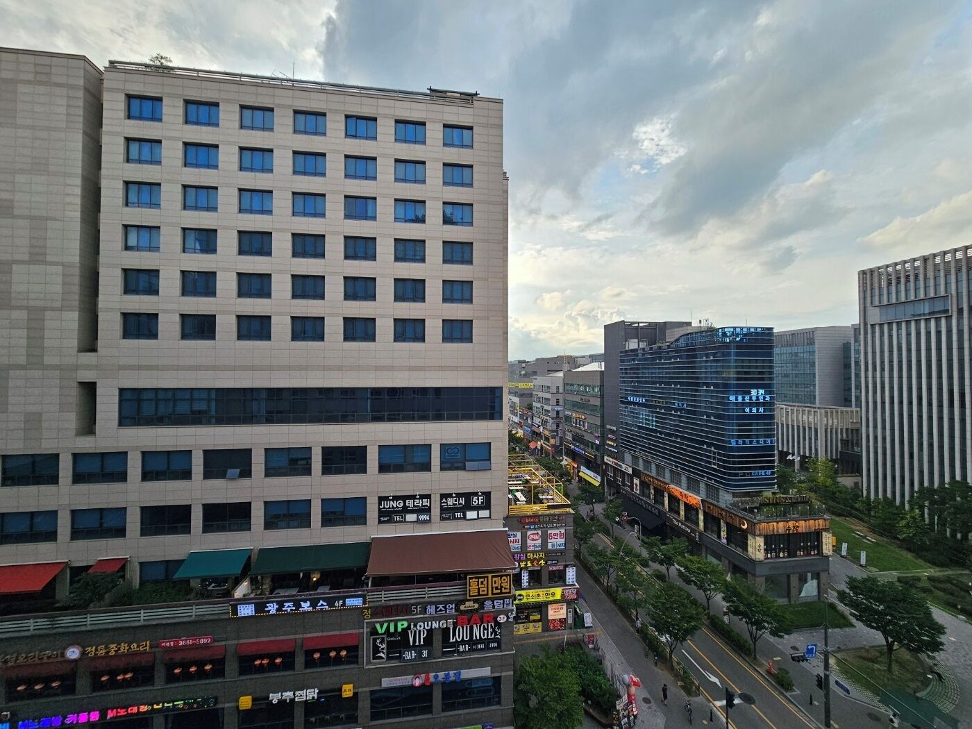 Premium Double Room, City View | Exterior