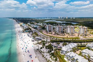 Beach - Panoramic Beach Oasis – Barefoot & Bonita Beach - Newly Renovated. 2 New Bikes. (Bonita Springs)