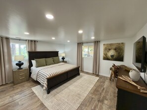 Iron/ironing board, WiFi, bed sheets - Cozy Cabin Vibes Minutes from Downtown Prescott (Prescott)