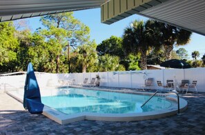 Pool - Vrbo Property (Naples)