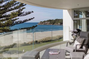 Property grounds - Marine Horizon Pool & Sauna by Five Star Focused (Mount Maunganui)