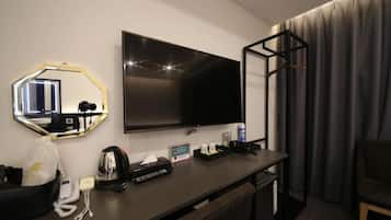 Twin Room, Non Smoking | Interior