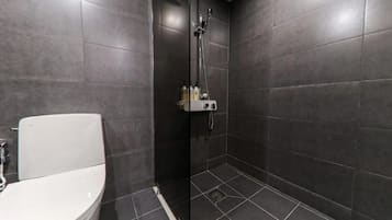 Double Room, Non Smoking | Bathroom | Shower, hair dryer, towels, soap