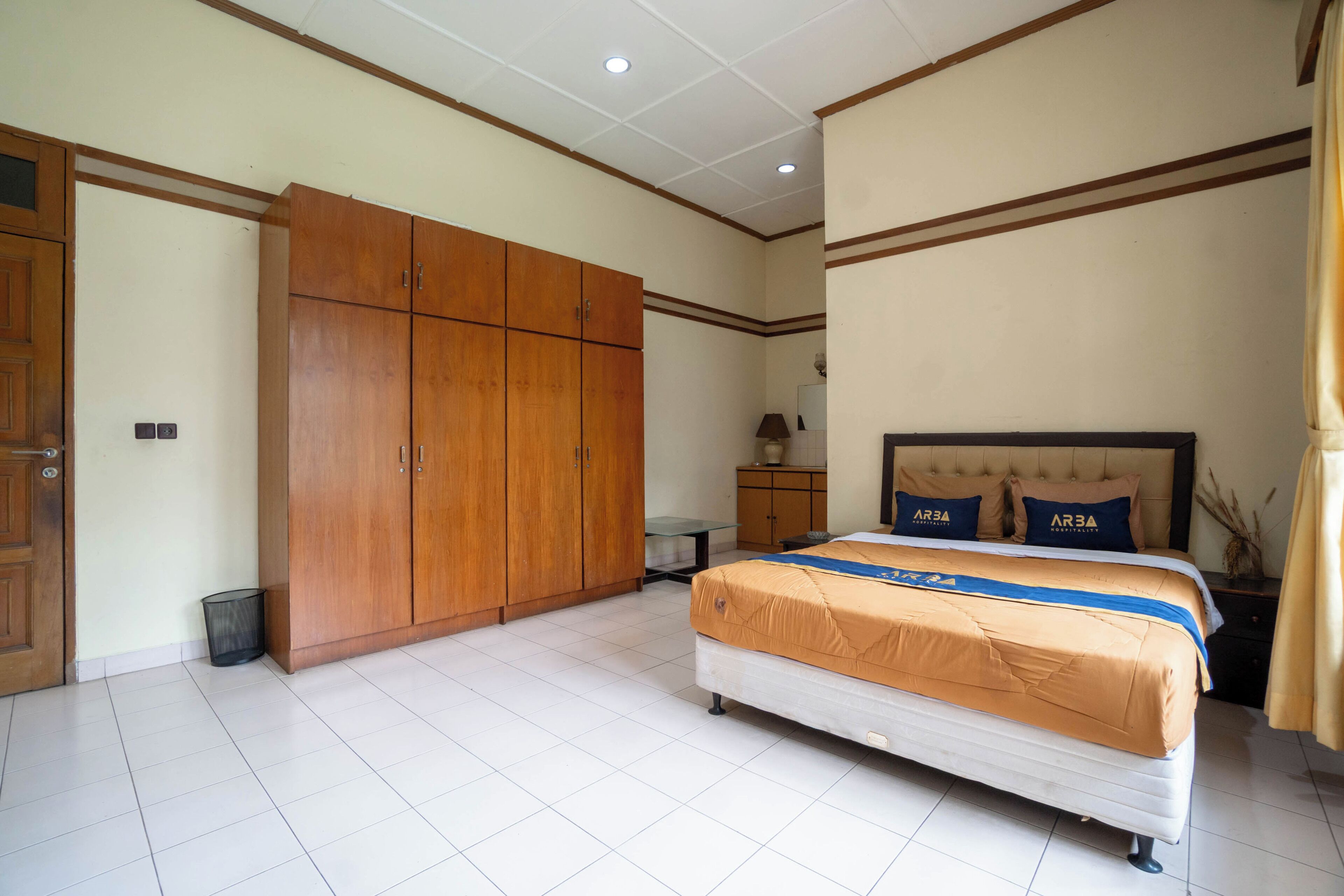 Kamar Double Eksekutif | Meja kerja dan Wi-Fi gratis