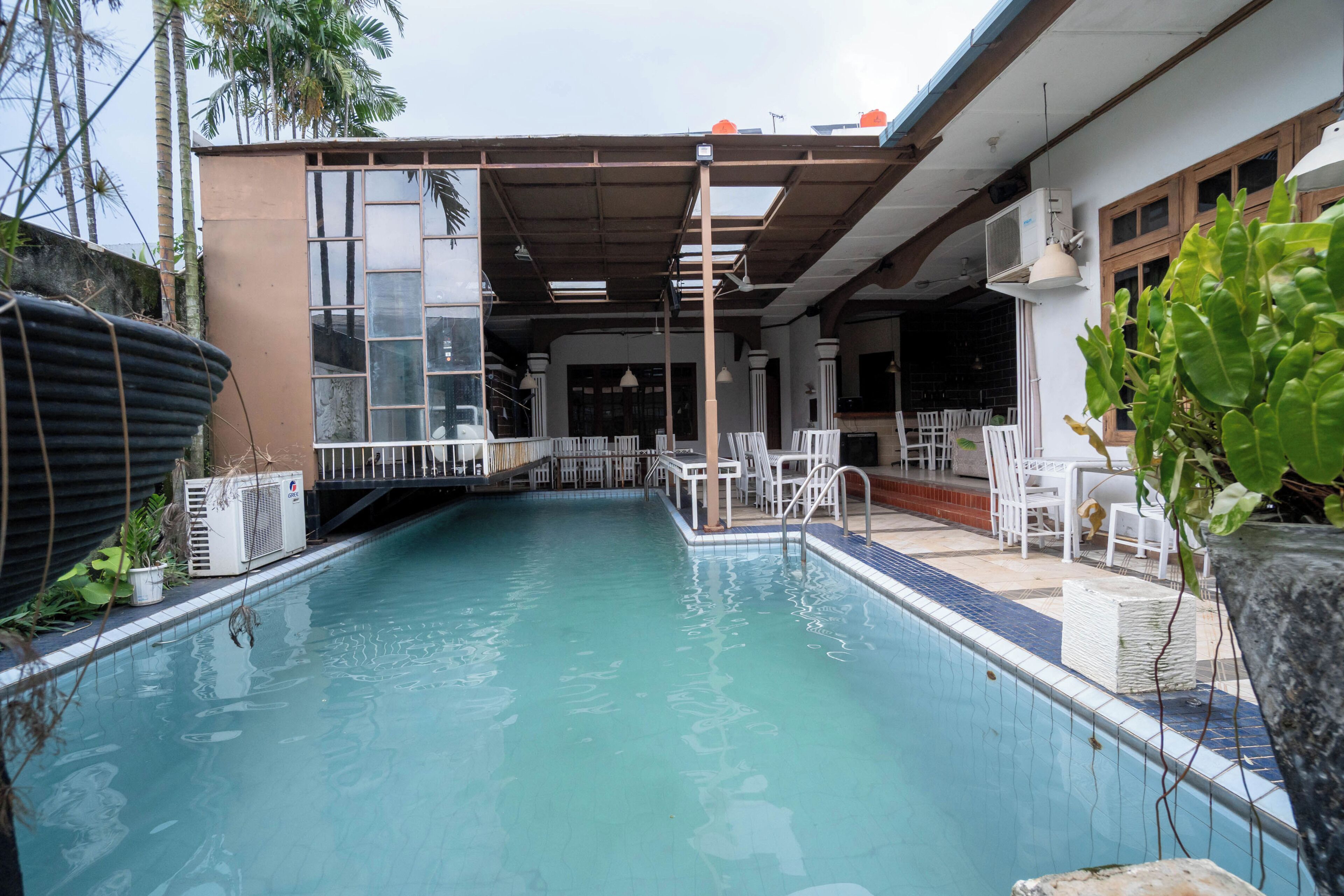 Kolam renang outdoor