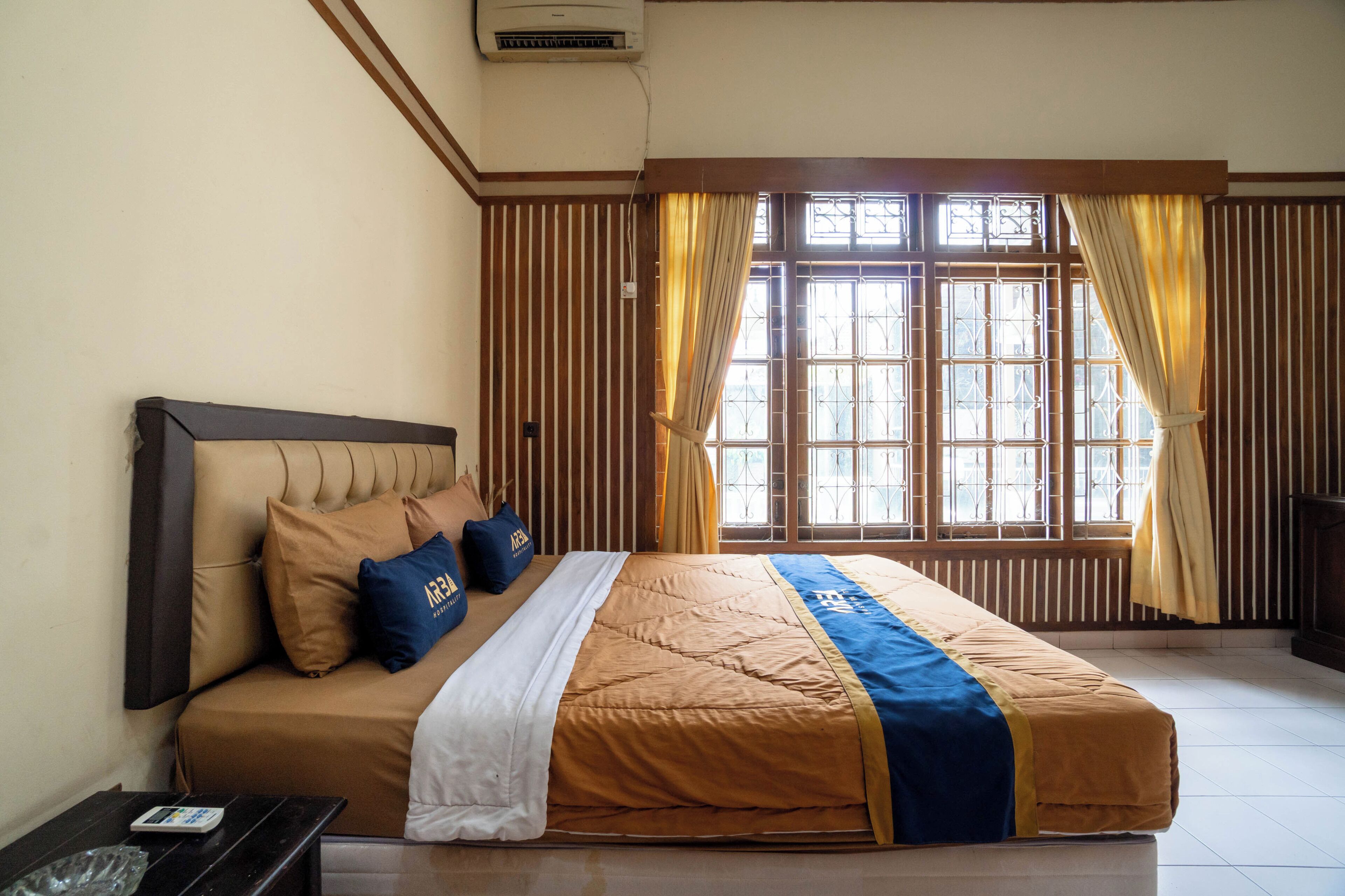 Kamar Double Eksekutif | Meja kerja dan Wi-Fi gratis