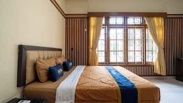 Kamar Double Eksekutif | Meja kerja dan Wi-Fi gratis