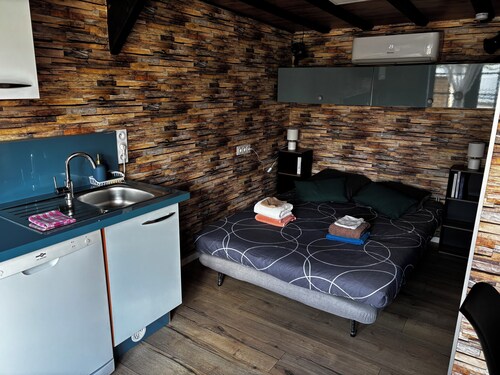 Studio with courtyard