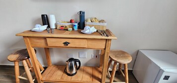 Café da manhã feito na hora grátis todos os dias