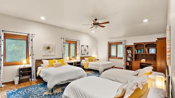 5 bedrooms, iron/ironing board, WiFi, bed sheets