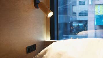 Basic Shared Dormitory, Women only, City View | Free WiFi, bed sheets