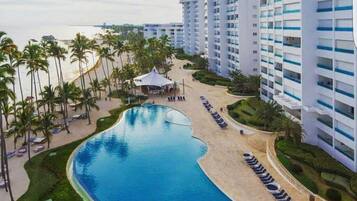 Deluxe Apartment | Pool | 2 outdoor pools