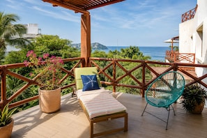 Terrace/patio - Ocean view private terrace & hot pool /Daily Clean (sayulita)