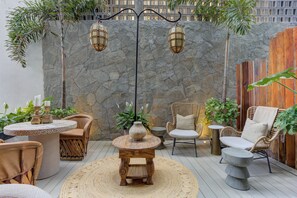 Outdoor dining - Chic Nomada Loft with Infinity Pool Romantic Zone (Puerto Vallarta)