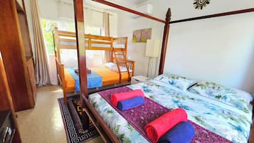 1 chambre, fer et planche à repasser, Wi-Fi gratuit, draps fournis