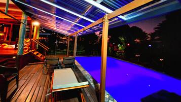 Piscina externa