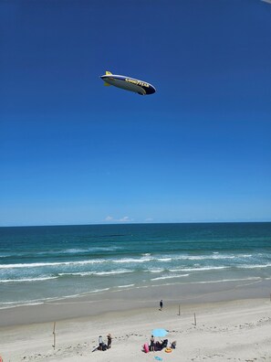 Camastros y toallas de playa 