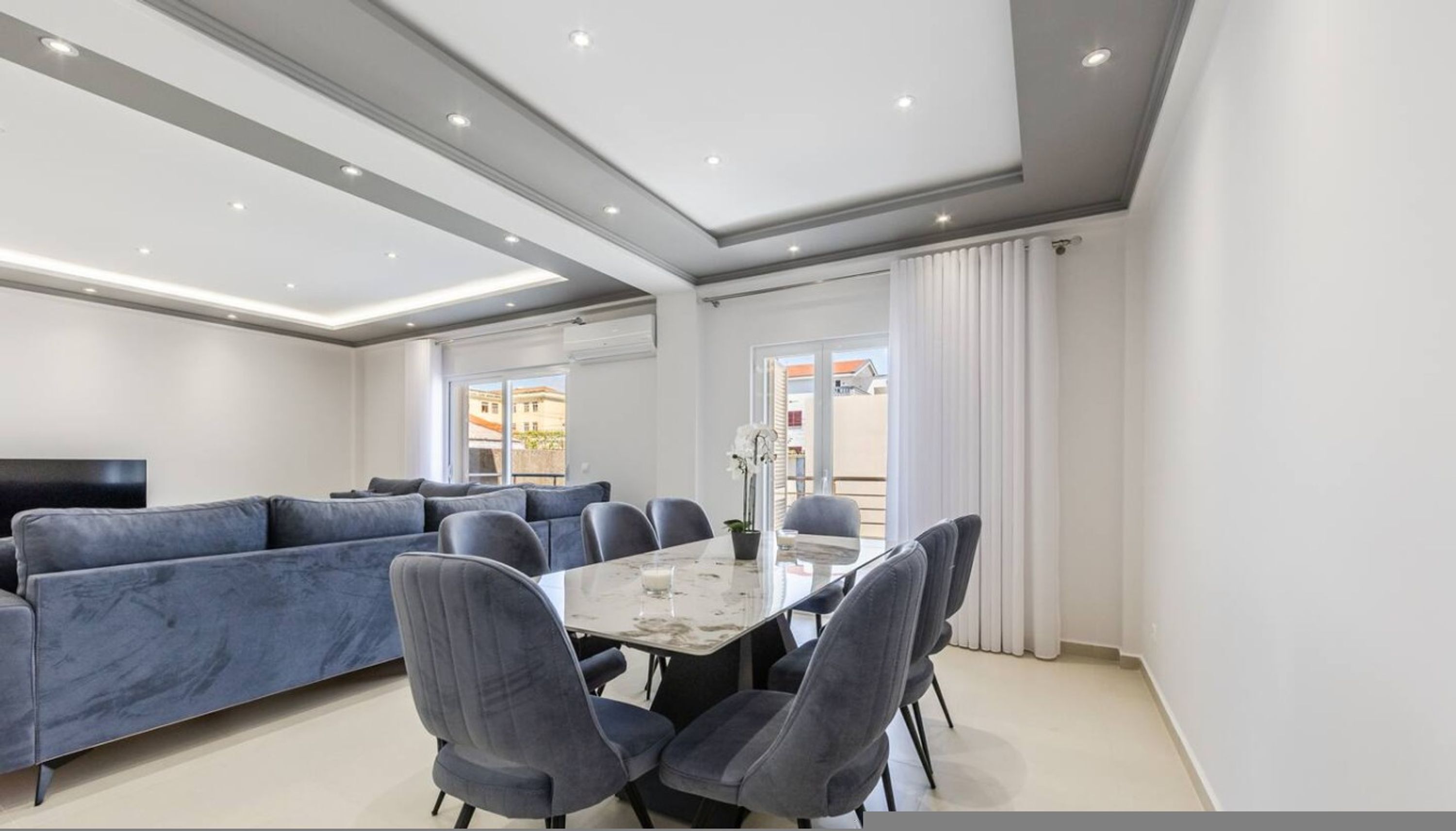 3 bedrooms