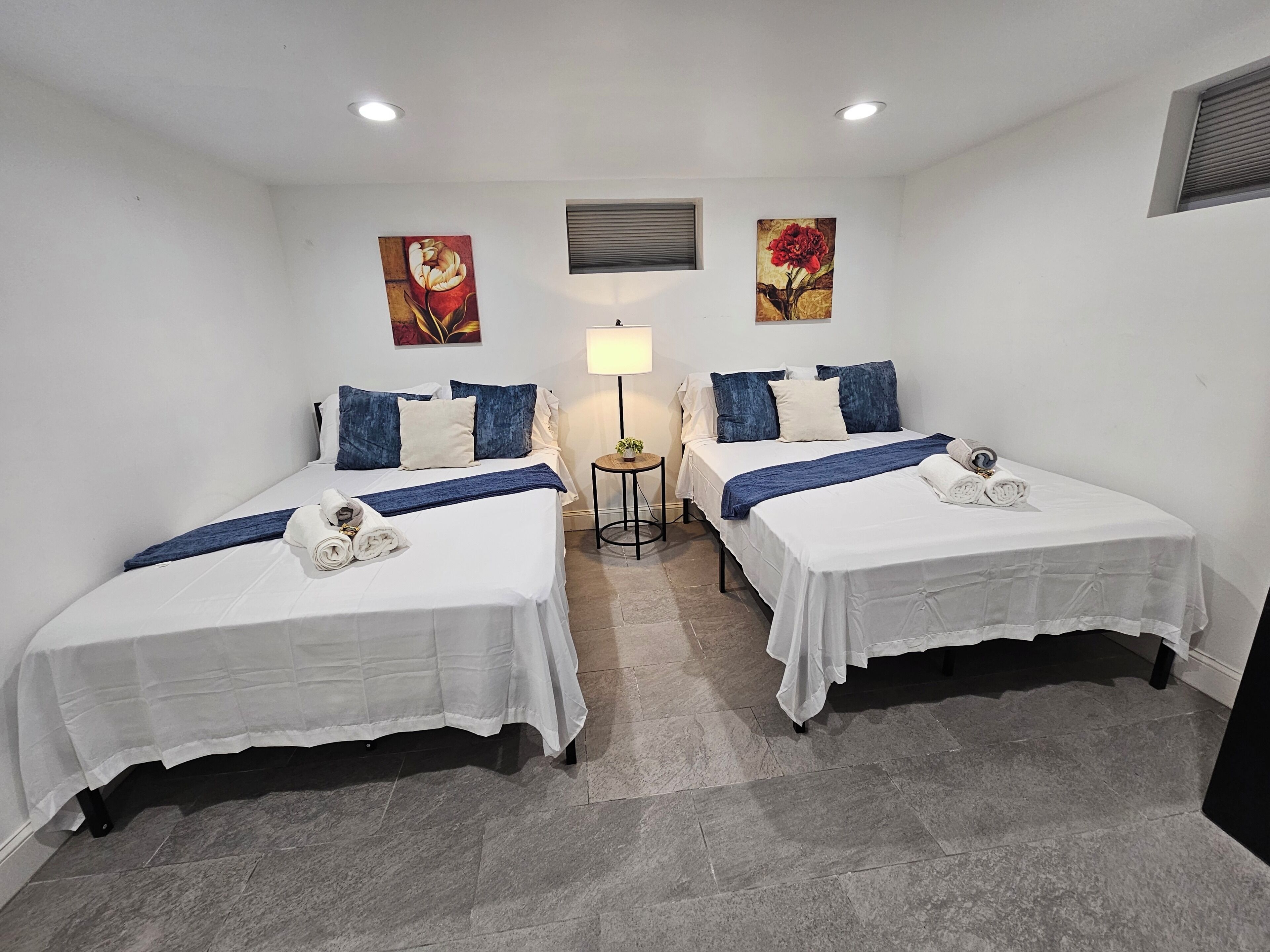 Iron/ironing board, free WiFi, bed sheets