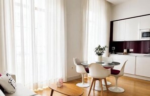Dining - Prime Center Two Bedrooms 2B Living4malaga (Málaga)