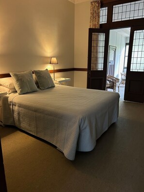 Room - The Riverine Club (WAGGA WAGGA)