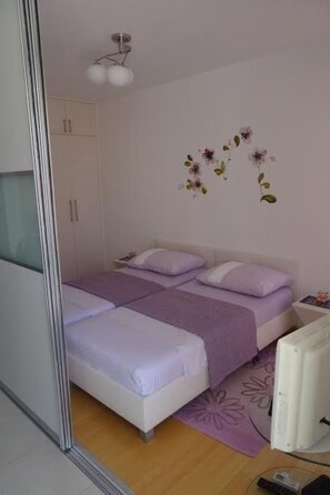 1 Schlafzimmer, Internetzugang