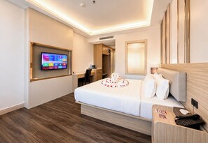 Deluxe Double Room | Desk, free WiFi, bed sheets - LEE HOTEL LAT PHRAO (Bangkok)