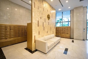 Lobby - MKA Summerset Rivergate Saigon Central (Ho Chi Minh)