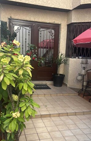 Exterior detail - World Cup House. 10 Min to Stadium. BBVA & Cerro View (Guadalupe)