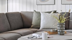 TV, fireplace, table football, ping pong - VillaVilla 960 - Østersøbadet, Lolland/Falster/Møn (Rødby)