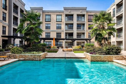 Sleepover | Peaceful 1BD/1BA + Pool - Little Rock